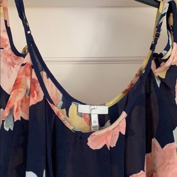 Joie navy floral silk blouse size XS - Picture 2 of 3